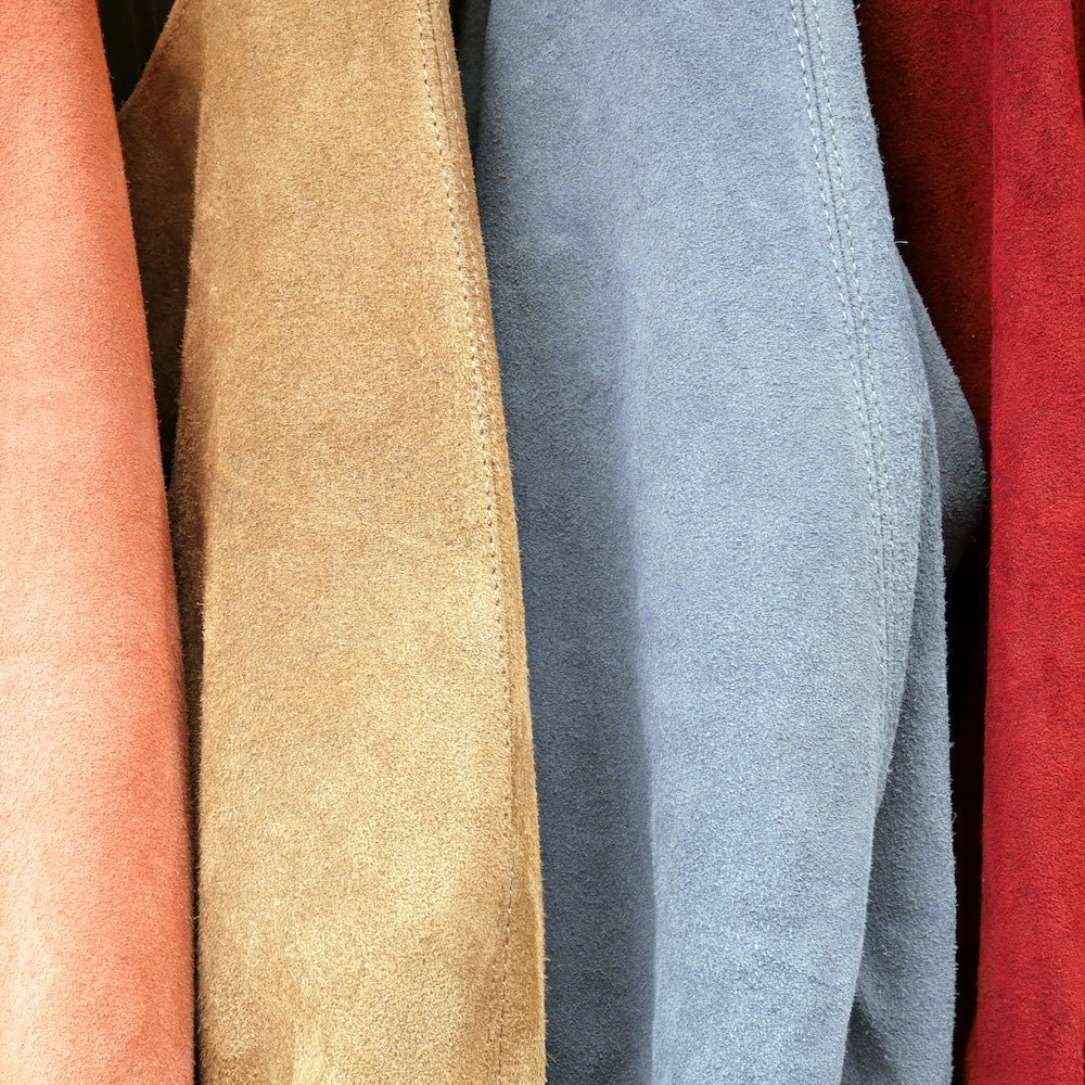 What is the Difference Between Microsuede and Microfiber? - Bean Bags R Us